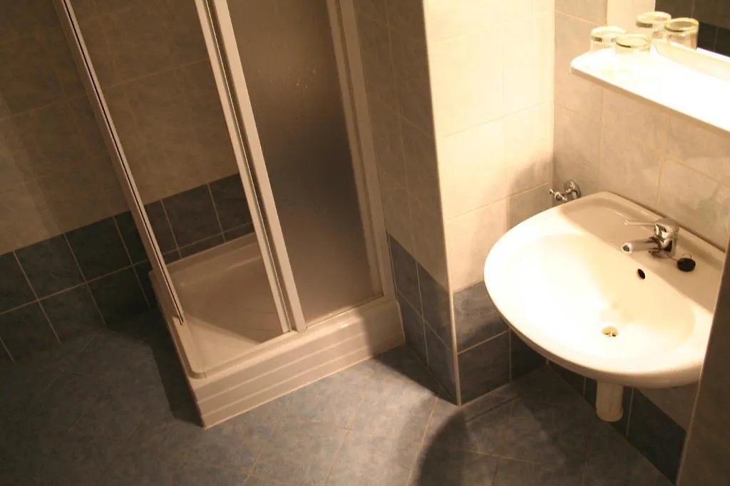 A.Dalia Hotel Karlovy Vary 2*,