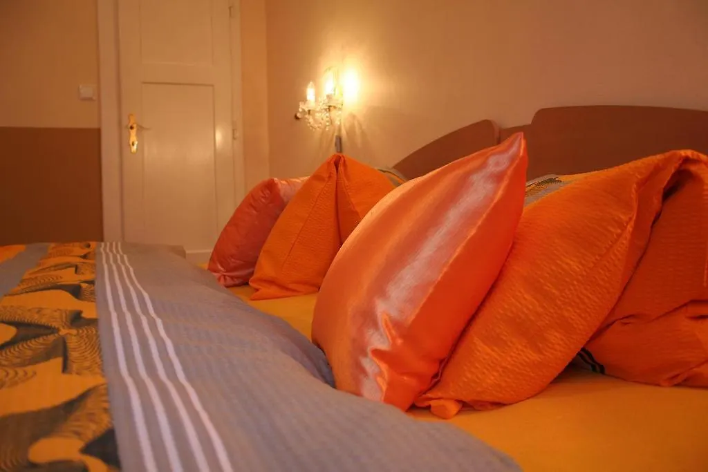 A.Dalia Hotel Karlovy Vary 2*,